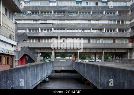 Brutalistische Architektur im Wyndham Court Southampton by Lyons Israel Ellis Stockfoto