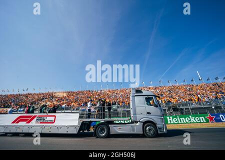 Zandvoort, Niederlande. September 2021. Fahrerparade. Großer Preis der Niederlande, Sonntag, 5. September 2021. Zandvoort, Niederlande. Quelle: James Moy/Alamy Live News Stockfoto