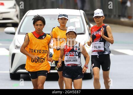 Tokio, Japan. September 2021. Tokio 2020, Paralympischer Marathon, Rennen im Stadtzentrum. Athleten aus Japan (JPN). Der 13. Und letzte Tag der Paralympics. Am 5. September 2021 in Tokio, Japan. (Foto von Kazuki Oishi/Sipa USA) Quelle: SIPA USA/Alamy Live News Stockfoto