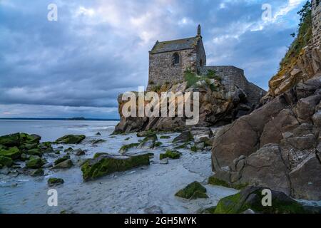 Kapelle Saint Aubert am Klosterberg Mont Saint-Michel, Le Mont-Saint-Michel, Normandie, Frankreich | Kapelle Saint Aubert in Le Mont-Saint-Miche Stockfoto