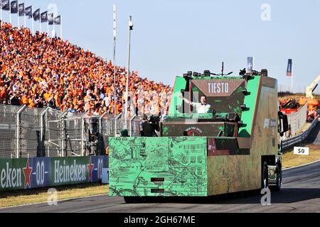 DJ Tiesto (NLD) tritt nach dem Rennen auf. Großer Preis der Niederlande, Sonntag, 5. September 2021. Zandvoort, Niederlande. Stockfoto
