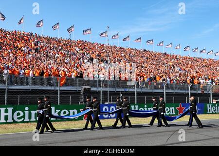 Zandvoort, Niederlande. September 2021. Grid-Atmosphäre. Großer Preis der Niederlande, Sonntag, 5. September 2021. Zandvoort, Niederlande. Quelle: James Moy/Alamy Live News Stockfoto