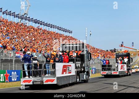 Zandvoort, Niederlande. September 2021. Fahrerparade. Großer Preis der Niederlande, Sonntag, 5. September 2021. Zandvoort, Niederlande. Quelle: James Moy/Alamy Live News Stockfoto