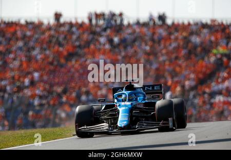 Zandvoort, Niederlande. September 2021. # 14 Fernando Alonso (ESP, Alpine F1 Team), F1 Grand Prix der Niederlande auf dem Circuit Zandvoort am 5. September 2021 in Zandvoort, Niederlande. (Foto von HOCH ZWEI) Quelle: dpa/Alamy Live News Stockfoto