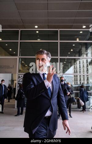 Der kroatische Premierminister Andrej Plenkovic verlässt das Berlaymont, das Hauptquartier der Europäischen Union. Brüssel. Stockfoto