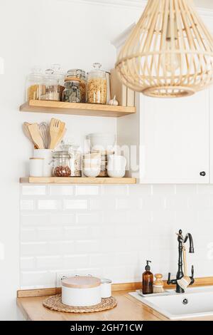 Umweltfreundliche Küche, Zero Waste Home Konzept Stockfoto