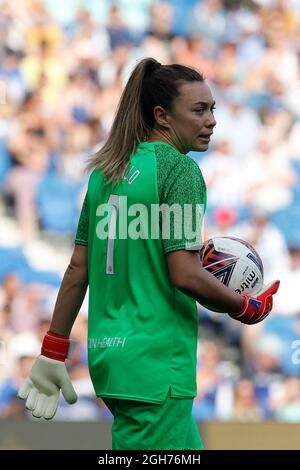 Brighton und Hove, Großbritannien. September 2021. Mackenzie Arnold von West Ham United Women beim FA Women's Super League 1 Spiel zwischen Brighton & Hove Albion Women und West Ham United Women am 5. September 2021 im American Express Community Stadium, Brighton und Hove, England. Foto von Carlton Myrie. Nur zur redaktionellen Verwendung, Lizenz für kommerzielle Nutzung erforderlich. Keine Verwendung bei Wetten, Spielen oder Veröffentlichungen einzelner Clubs/Vereine/Spieler. Kredit: UK Sports Pics Ltd/Alamy Live Nachrichten Stockfoto