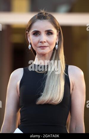 Venedig, Italien. September 2021. Clotilde Courau nimmt am 05. September 2021 am Kineo Prize Red Carpet im Rahmen des 78. Internationalen Filmfestivals in Venedig, Italien, Teil. Foto von Paolo Cotello/imageSPACE/Sipa USA Credit: SIPA USA/Alamy Live News Stockfoto