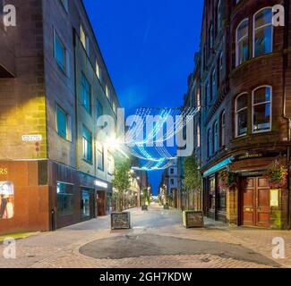Rose Street hat einige tolle Bars, Restaurants und Geschäfte im Zentrum von Edinburgh, Schottland, Großbritannien Stockfoto