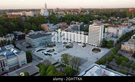Luftaufnahme des Platzes der Einheit in Kaunas in Litauen Stockfoto