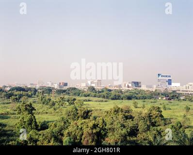 Blick auf Bangkok vom Don Mueang International Airport, Bangkok, Thailand. Stockfoto