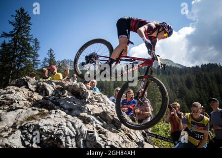 Laura Stigger aus Österreich im Einsatz beim Mercedes-Benz UCI Mountain Bike World Cup - Cross-Country Rennen in Lenzerheide, Schweiz, September 5, Stockfoto