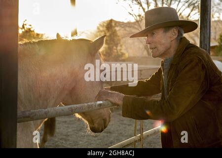 CLINT EASTWOOD in CRY MACHO (2021), Regie CLINT EASTWOOD. Quelle: MALPASO PRODUCTIONS / Album Stockfoto