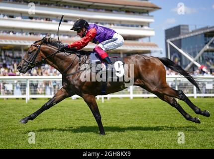 Aktenfoto vom 16-07-2021 von Frankie Dettori auf dem Weg zum Mond. Ausgabedatum: Montag, 6. September 2021. Stockfoto