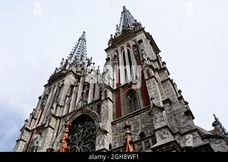 Kiew, Ukraine. September 2021. Blick auf die römisch-katholische Kirche St. Nikolaus nach dem Brand am 3. September 2021 die römisch-katholische Kathedrale St. Nikolaus in Kiew, die zweitälteste römisch-katholische Kirche der Stadt, brannte aus und wurde in der Nacht vom 3. Auf den 21. September schwer beschädigt. Kredit: SOPA Images Limited/Alamy Live Nachrichten Stockfoto