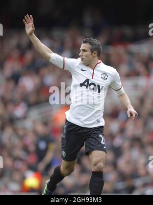 Robin van Persie von Manchester United in Aktion während des Barclays Premier League-Spiels zwischen Arsenal und Manchester United im Emirates Stadium in London, Großbritannien am 28. April 2013. Stockfoto