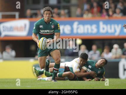 Anthony Allen über den Angriff auf Leicester Tigers während der Aviva Premiership zwischen Leicester Tigers und Worcester Warriors an der Welford Road in Leicester am 8. September 2013 Stockfoto