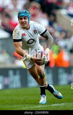 Der englische Jack Nowell in Aktion während des RBS 6 Nations-Spiels zwischen England und Wales im Twickenham Stadium in London am 9. März 2014. Pic Charlie Forgham-Bailey. Stockfoto