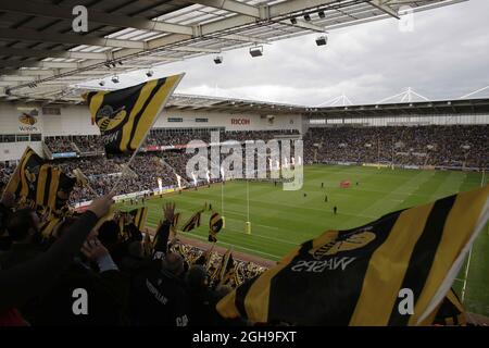 Eine allgemeine Ansicht der Ricoh Arena vor dem Start mit einer Rekordbeteiligung von 32600 Zuschauern im Heimstadion während des Premiership-Spiels von Aviva zwischen Wesps und Leicester Tigers in der Ricoh Arena, Coventry, Großbritannien, am 9. Mai 2015. Malcolm Couzens Stockfoto