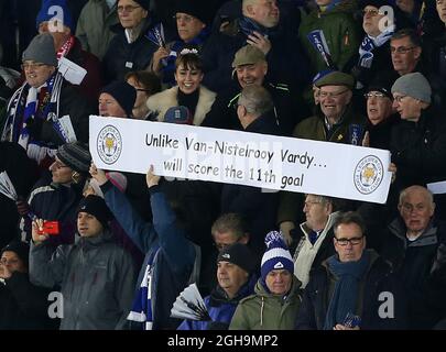 Image #: 41384050 Nov. 28, 2015 - Leicester, Vereinigtes Königreich - Leicester Fans halten ein Banner zur Unterstützung von Jamie Vardy..Barclays Premier League - Leicester City / Manchester United - King Power Stadium - England - 28. November 2015 - David Klein Stockfoto
