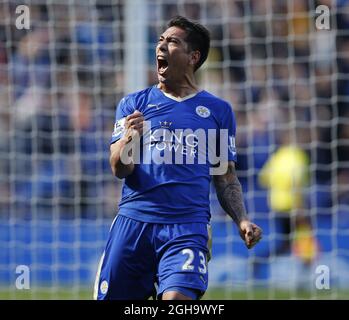 Leonardo Ulloa aus Leicester City feiert seine Ausgleichsstrafe während des Spiels der Barclays Premier League im King Power Stadium. Bildnachweis sollte lauten: Simon Bellis/Sportimage via PA Images Stockfoto