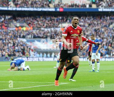 Anthony Martial von Manchester United feiert das zweite Tor seiner Seite beim Halbfinale des Emirates FA Cup im Wembley Stadium, London. Bildnachweis sollte lauten: David Klein/Sportimage via PA Images Stockfoto