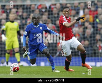 Ngolo Kante von Leicester City zerstochen mit Anthony Martial von Manchester United während des Spiels der Barclays Premier League im Old Trafford Stadium. Bildnachweis sollte lauten: Simon Bellis/Sportimage via PA Images - Newcastle Utd vs Tottenham - St James' Park Stadium - Newcastle upon Tyne - England - 19. April 2015 - Bild Phil Oldham/Sportimage Stockfoto