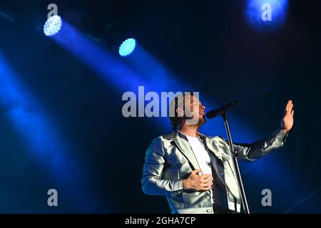 Olly Murs Sänger auf der Konzertbühne Telford am 7. September 2021 Stockfoto