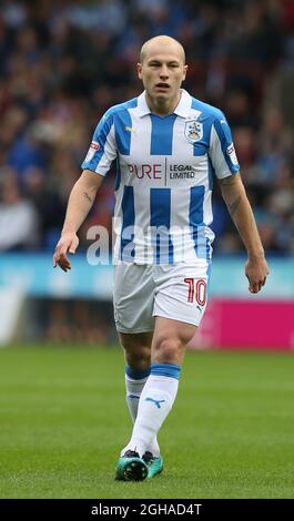 Aaron Mooy von Huddersfield Town während des Meisterschaftsspiels im John Smith's Stadium, Huddersfield. Bilddatum: 16. Oktober 2016. PIC Simon Bellis/Sportimage über PA Images Stockfoto