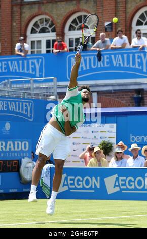 Jo-Wilfried Tsonga in Aktion während der Aegon Championships im Queen's Club, London. Bild Datum 19. Juni 2017. Bildnachweis sollte lauten: David Klein/Sportimage via PA Images Stockfoto