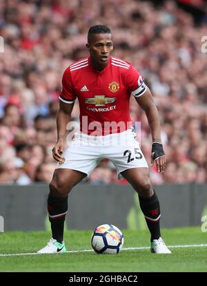 Antonio Valencia von Manchester United in Aktion während des Premier League-Spiels im Old Trafford Stadium in Manchester. Bild Datum 13. August 2017. Bildnachweis sollte lauten: David Klein/Sportimage via PA Images Stockfoto