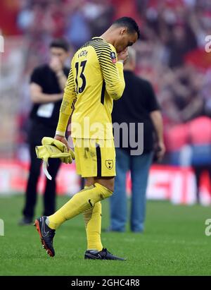 Ein dezimierter Tottenham Hotspur-Torwart Michel Vorm am Ende des Halbfinalmatches im FA Cup im Wembley Stadium, London. Bild Datum 21. April 2018. Bildnachweis sollte lauten: Robin Parker/Sportimage via PA Images Stockfoto