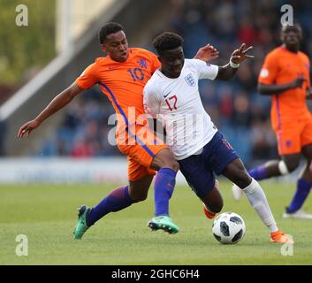 Quinten Maduro aus den Niederlanden tritt im Halbfinale im Proact Stadium, Chesterfield, gegen Bukayo Saka aus England an. Bild Datum 17. Mai 2018. Bildnachweis sollte lauten: Simon Bellis/Sportimage via PA Images Stockfoto