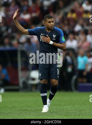 Kylian Mbappe in Frankreich beim Finale der FIFA Fußball-Weltmeisterschaft 2018 im Luzhniki-Stadion in Moskau in Aktion. Bild Datum 15. Juli 2018. Bildnachweis sollte lauten: David Klein/Sportimage via PA Images Stockfoto