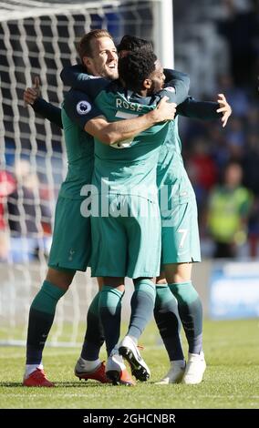 Harry Kane von Tottenham springt hoch, um das zweite Tor während des Premier League-Spiels im John Smith's Stadium, Huddersfield, zu feiern. Bilddatum 29. September 2018. Bildnachweis sollte lauten: Simon Bellis/Sportimage via PA Images Stockfoto