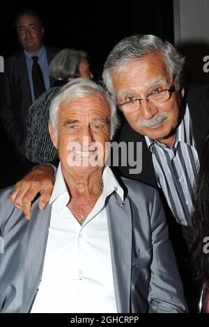 Aktenfoto vom 14. September 2010 von Jean Paul Belmondo und Charly Koubesserian. - der berühmte französische Schauspieler Jean-Paul Belmondo stirbt im Alter von 88 Jahren. Foto von Patrick Davy/ABACAPRESS.COM Stockfoto