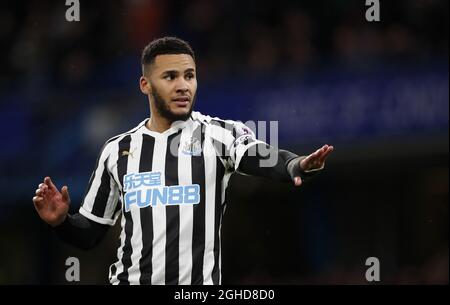 Newcastles Jamaal Lascelles während des Spiels der Premier League im Stamford Bridge Stadium, London. Bilddatum: 12. Januar 2019. Bildnachweis sollte lauten: David Klein/Sportimage via PA Images Stockfoto