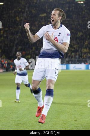 Harry Kane von Tottenham springt auf, um das erste Tor der Nacht während der UEFA Champions League Runde von sechzehn Spielen im Signal Iduna Park Stadium, Dortmund, zu feiern. Bilddatum: 5. März 2019. Bildnachweis sollte lauten: David Klein/Sportimage via PA Images Stockfoto