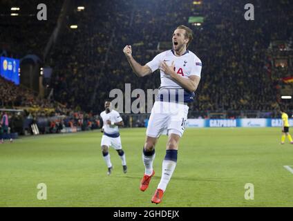 Harry Kane von Tottenham springt auf, um das erste Tor der Nacht während der UEFA Champions League Runde von sechzehn Spielen im Signal Iduna Park Stadium, Dortmund, zu feiern. Bilddatum: 5. März 2019. Bildnachweis sollte lauten: David Klein/Sportimage via PA Images Stockfoto