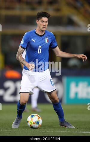 Alessandro Bastoni aus Italien während des Spiels der UEFA U-21-Meisterschaft 2019 in Renato Dall'Ara, Bologna. Bilddatum: 19. Juni 2019. Bildnachweis sollte lauten: Jonathan Moscrop/Sportimage via PA Images Stockfoto