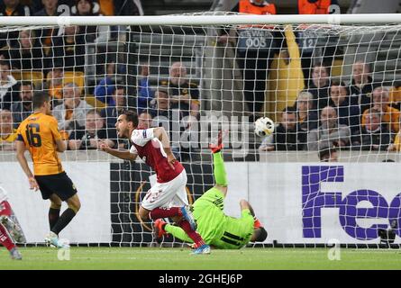 Ricardo Horta von Sporting Braga feiert das erste Tor während des Spiels der UEFA Europa League in Molineux, Wolverhampton. Bilddatum: 19. September 2019. Bildnachweis sollte lauten: Nigel French/Sportimage via PA Images Stockfoto