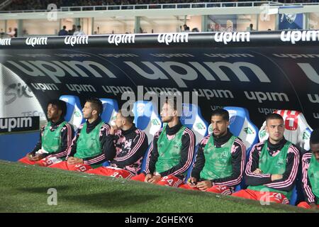 Juan Cuadrado, Rodrigo Bentancur, Federico Bernardeschi, Daniele Rugani, Emre Can und Merih Demiral von Juventus auf der Bank während des Serie A-Spiels im Stadio Mario Rigamonti, Brescia. Bilddatum: 24. September 2019. Bildnachweis sollte lauten: Jonathan Moscrop/Sportimage via PA Images Stockfoto