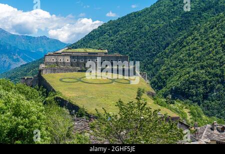 Das Fort von Exilles, im Susa Valley. Provinz Turin, Piemont, Norditalien. Stockfoto