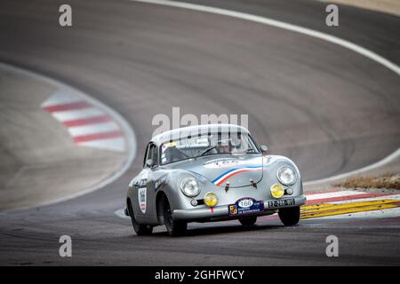 166 Jean-Francois Penillard/Pierre-Paul Penillard Fra/Fra Porsche 356 Pre A Coupe 1300 1954, Aktion während des Tour Auto 2021 am 1. September in Frankreich. Foto Alexandre Guillaumot / DPPI Stockfoto