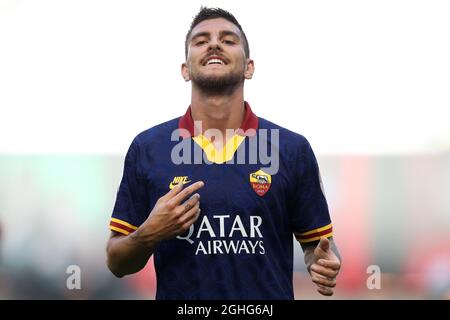 ALS Roma-Mittelfeldspieler reagiert Lorenzo Pellegrini während des Serie-A-Spiels bei Giuseppe Meazza in Mailand. Bilddatum: 28. Juni 2020. Bildnachweis sollte lauten: Jonathan Moscrop/Sportimage via PA Images Stockfoto