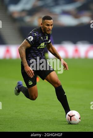 Newcastles Jamaal Lascelles während des Spiels der Premier League im Tottenham Hotspur Stadium, London. Bilddatum: 27. September 2020. Bildnachweis sollte lauten: David Klein/Sportimage via PA Images Stockfoto