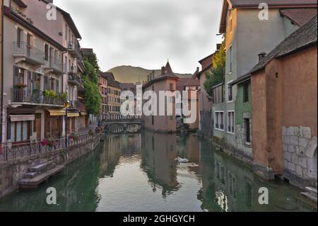 Annecy in Alps, Blick auf den Kanal der Altstadt, Frankreich, Europa Stockfoto