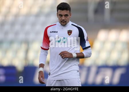 Adrian Petre von Cosenza Calcio während des Coppa Italia-Spiels im Stadio Ennio Tardini in Parma. Bilddatum: 25. November 2020. Bildnachweis sollte lauten: Jonathan Moscrop/Sportimage via PA Images Stockfoto