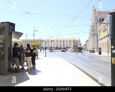 Lissabon, Portugal. September 2021. (INT) Tourismus in Lissabon. 6. September 2021, Lissabon, Portugal: Bewegung der Menschen in Lissabon, der Hauptstadt Portugals, am Montag (6), während des europäischen Sommers und inmitten der Coronavirus-Pandemie. (Bild: © Edson De Souza/TheNEWS2 über ZUMA Press Wire) Stockfoto