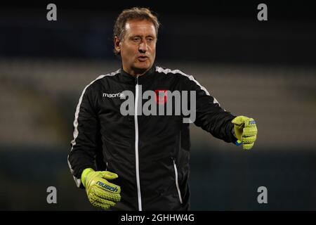 Ilir Bozhiqi, der Torwarttrainer der albanischen Nationalmannschaft beim Aufwärmen vor dem Spiel der FIFA-Weltmeisterschaft im San Marino Stadium, Serravalle. Bilddatum: 31. März 2021. Bildnachweis sollte lauten: Jonathan Moscrop/Sportimage via PA Images Stockfoto